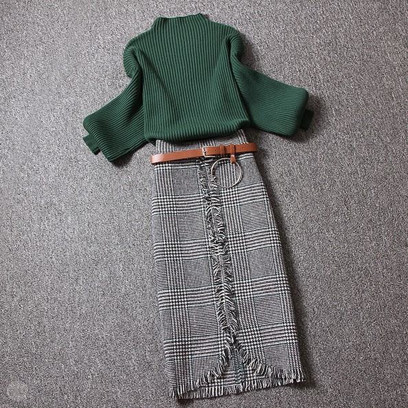 グリーン/セーター+グリーン/スカート