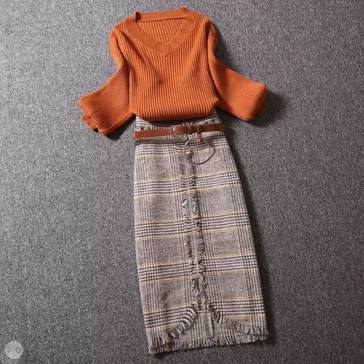 オレンジ/セーター+オレンジ/スカート